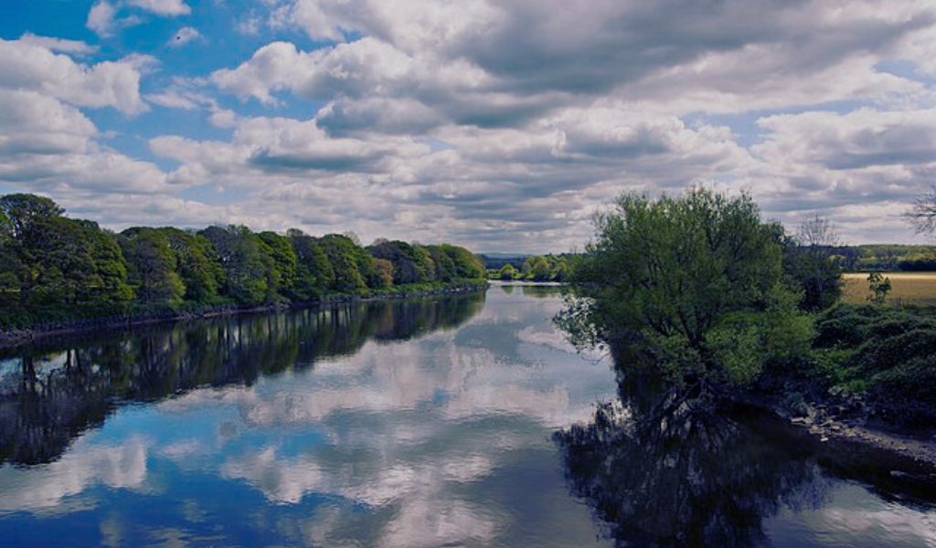 the beauty of the river ribble