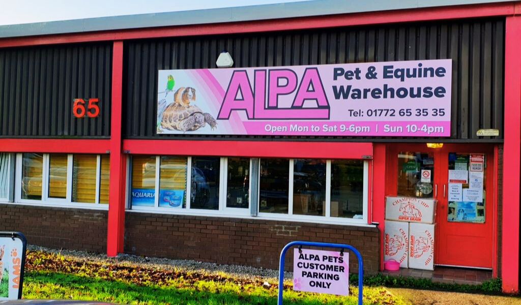 alpha pet warehouse
